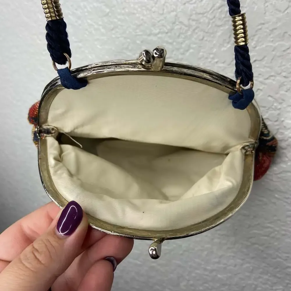 Vintage Textured Fabric Clutch - Picture 3 of 6